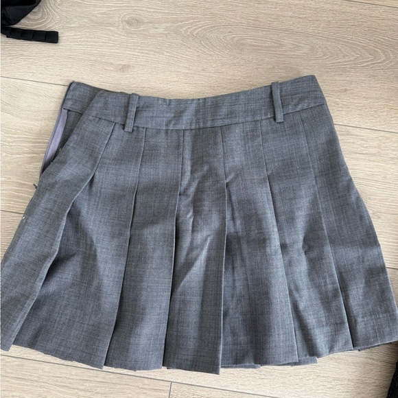 Zara Charcoal Mini Skirt - Picture 2 of 4